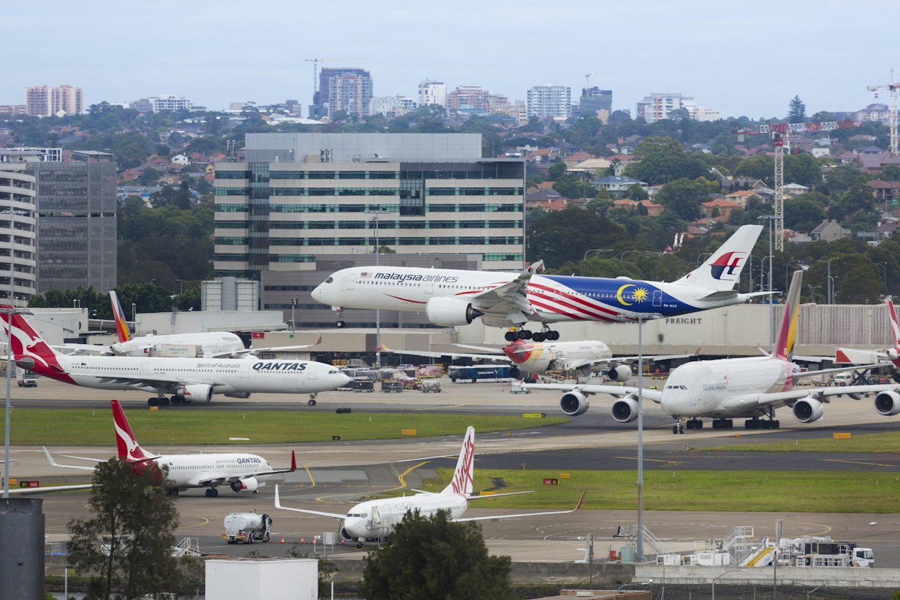 Passenger aircraft on the apron at Sydney Airport
